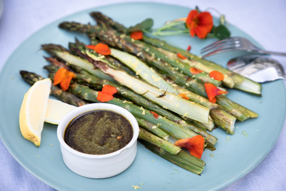 Grilled asparagus with nasturtium and mint sauce