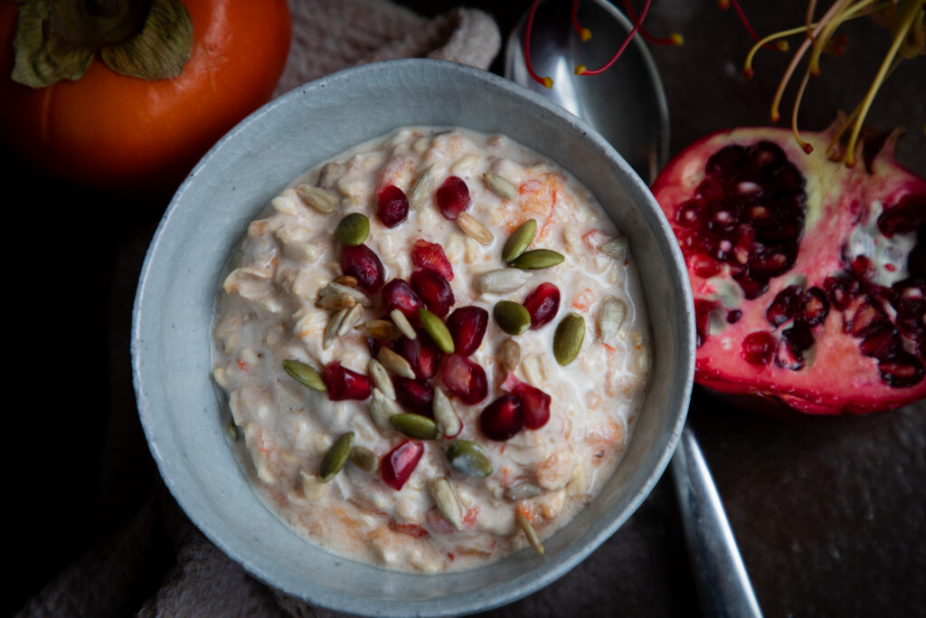 Best wishes, Amanda PS: If you’ve tried this cauliflower, pomegranate and walnut salad or any oth Persimmon overnight oats 