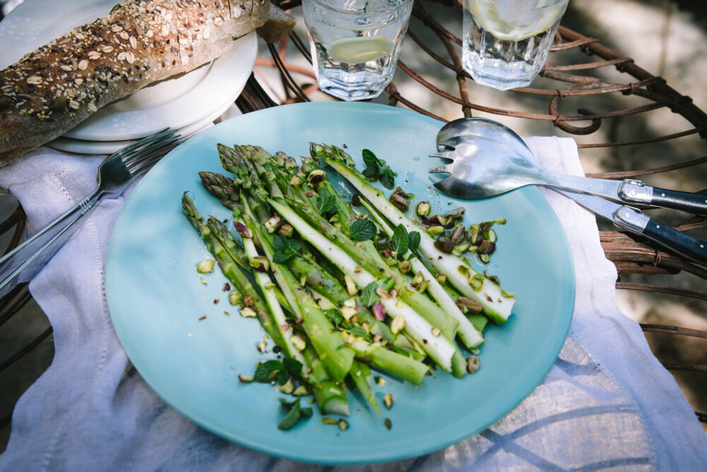 Simple asparagus, mint and pistachio salad