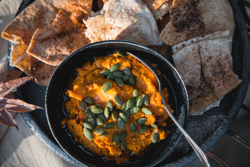 Roasted carrot dip with Za'atar pita bread